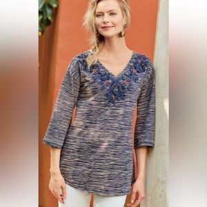 SOFT SURROUNDING EMBROIDERED TOP        New Condition